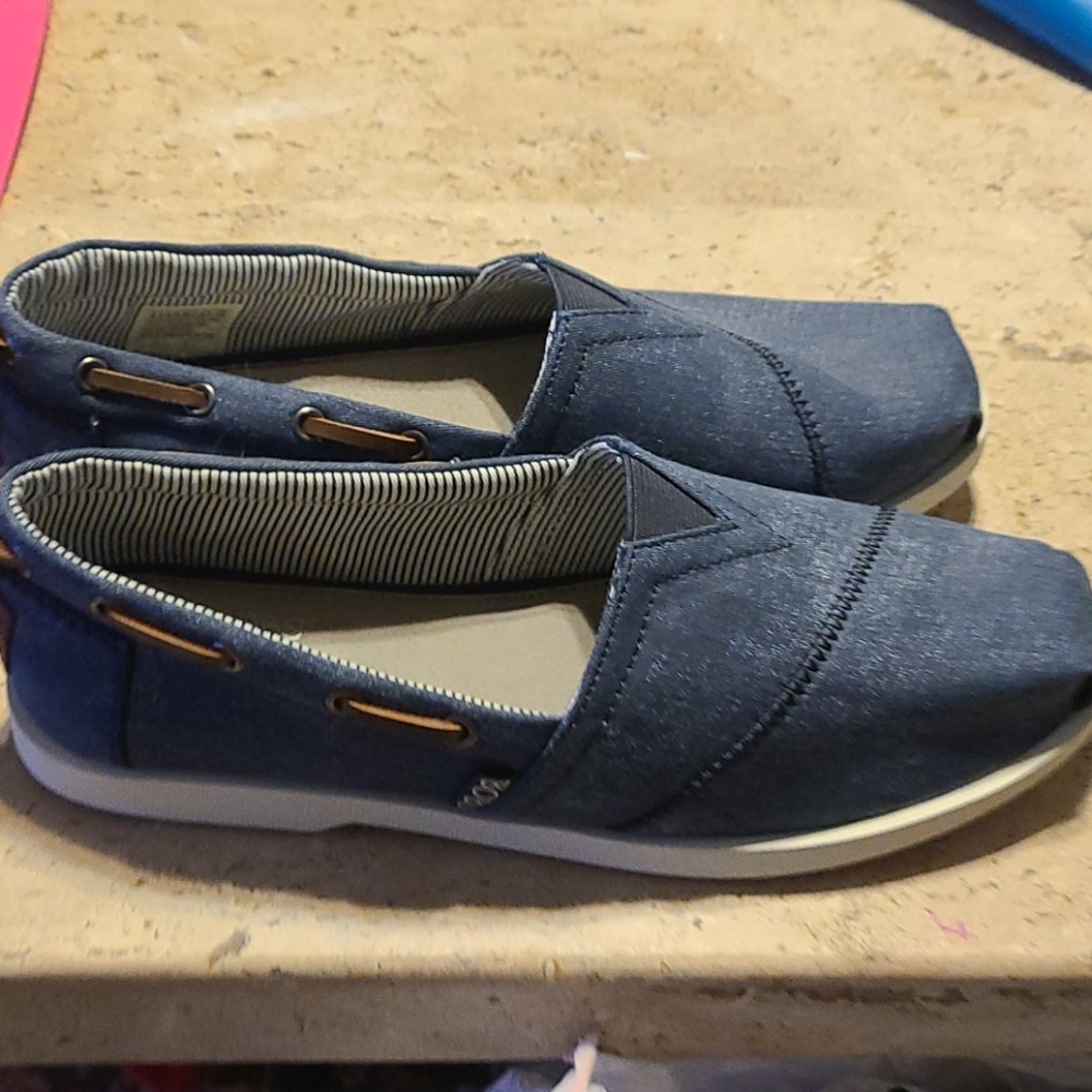 Bobs